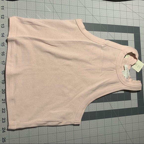 Tops - Picture 3 of 7